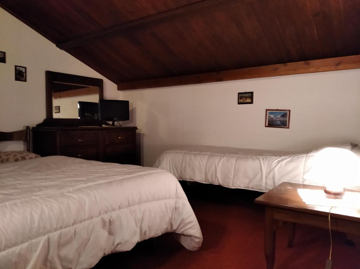 Albergo Martinet Vernante Exteriör bild