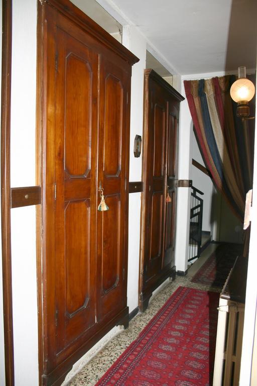 Albergo Martinet Vernante Exteriör bild