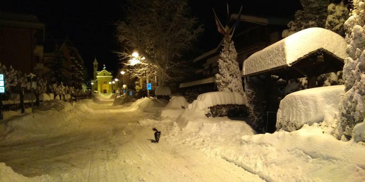 Albergo Martinet Vernante Exteriör bild